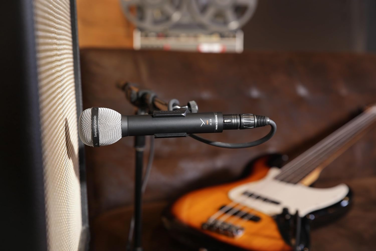 M 88 Microphone Dynamique à Bobine Mobile (hypercardioïde)