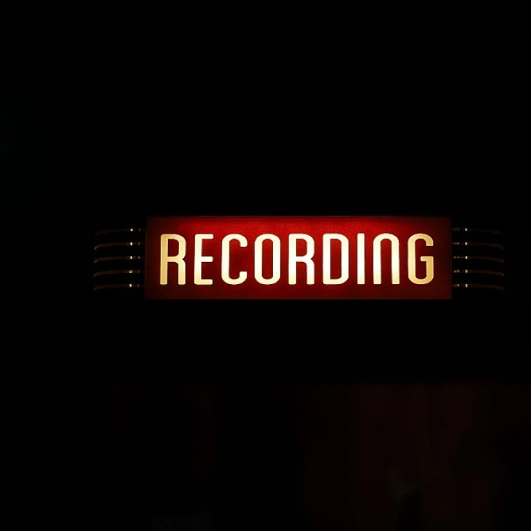 Les paroles des copains d'abord : une amitié en musique