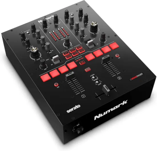 Scratch - Table de Mixage 2 Voies pour Le Scratch avec Serato DJ (Inclus) avec Crossfader Innofader, Licence DVS, 6 Sélecteurs d’Effet à Accès Direct, Pads et Qualité de Son 24-Bit Scratch Unique