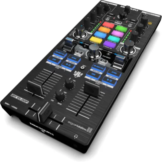 Reloop Mixtour Pro - Contrôleur DJ tout-en-un ultra-portable de haute qualité à 4 platines avec interface audio