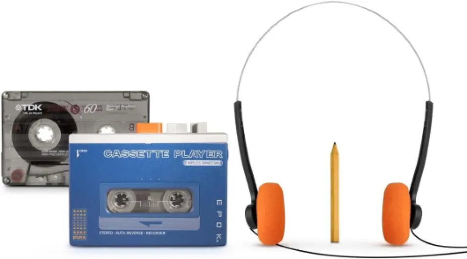 BIGBEN Baladeur Cassette Bluetooth 5.4, Enceinte BT, Lecteur Enregistreur, Auto-Reverse, Rechargeable USB-C, Pack Complet 4-en-1 avec Casque 3.5mm, K7 et crayon - idéal Mixtape – EPOK REWIND+ BTTAPEBL