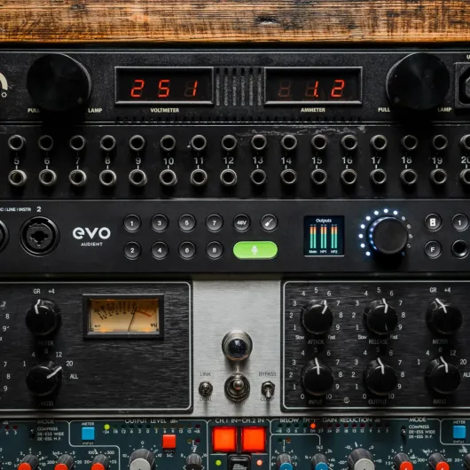 71VJQ9vfqDL._AC_SL1500_