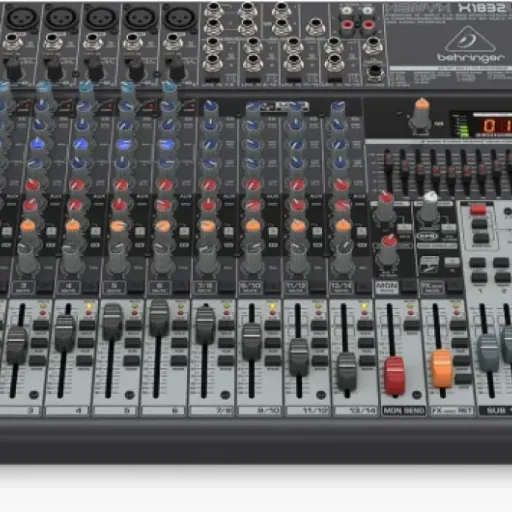 Test Behringer X1832USB : une grosse petite table qui fait le job… avec quelques compromis