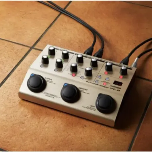 Test BOSS VE-8 Acoustic Singer : la pédale tout-en-un pour chanteur-guitariste qui veut simplifier son setup