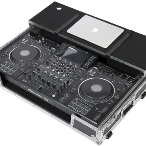 Test Walkasse WMC-PROXZLTS : le flight case costaud mais pas léger pour le XDJ-XZ